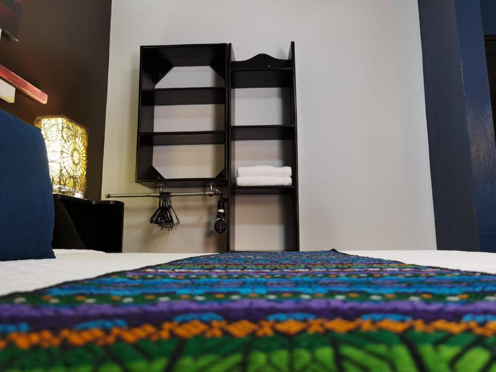 Sunrise House Bed and Breakfast Quepos Exteriör bild
